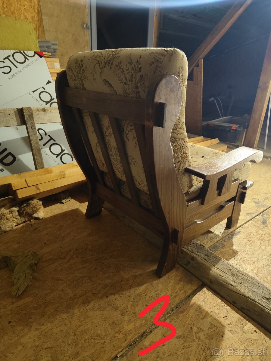 Sedačka+rôzne stoličky - 9