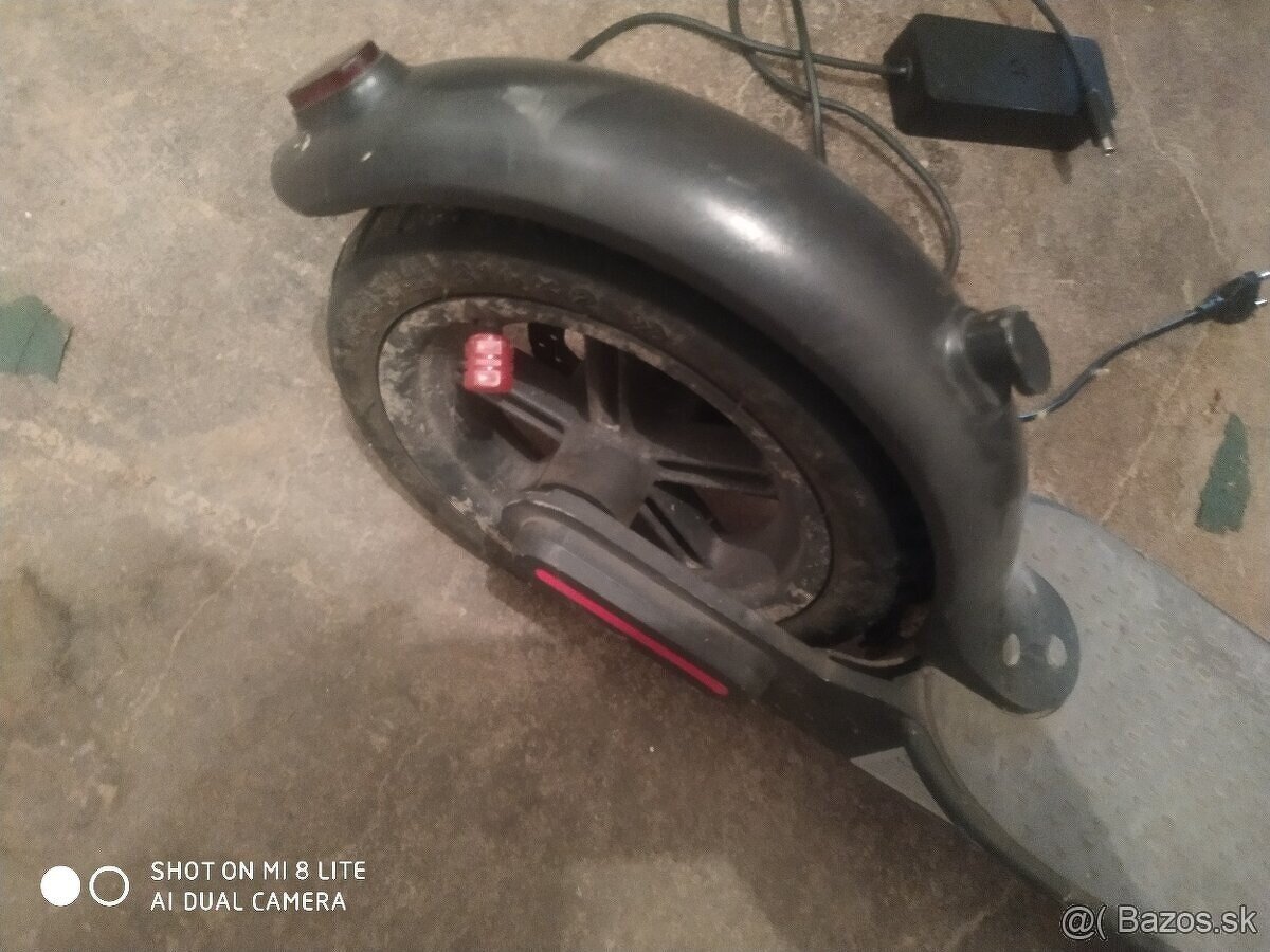 Elektricka kolobezka xiaomi a kugoo - 9