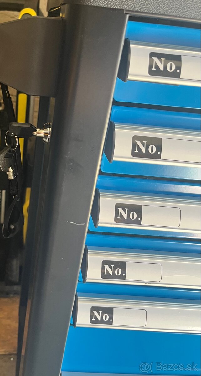 Montážny vozík Fixman F7 so 7 zásuvkami - 9