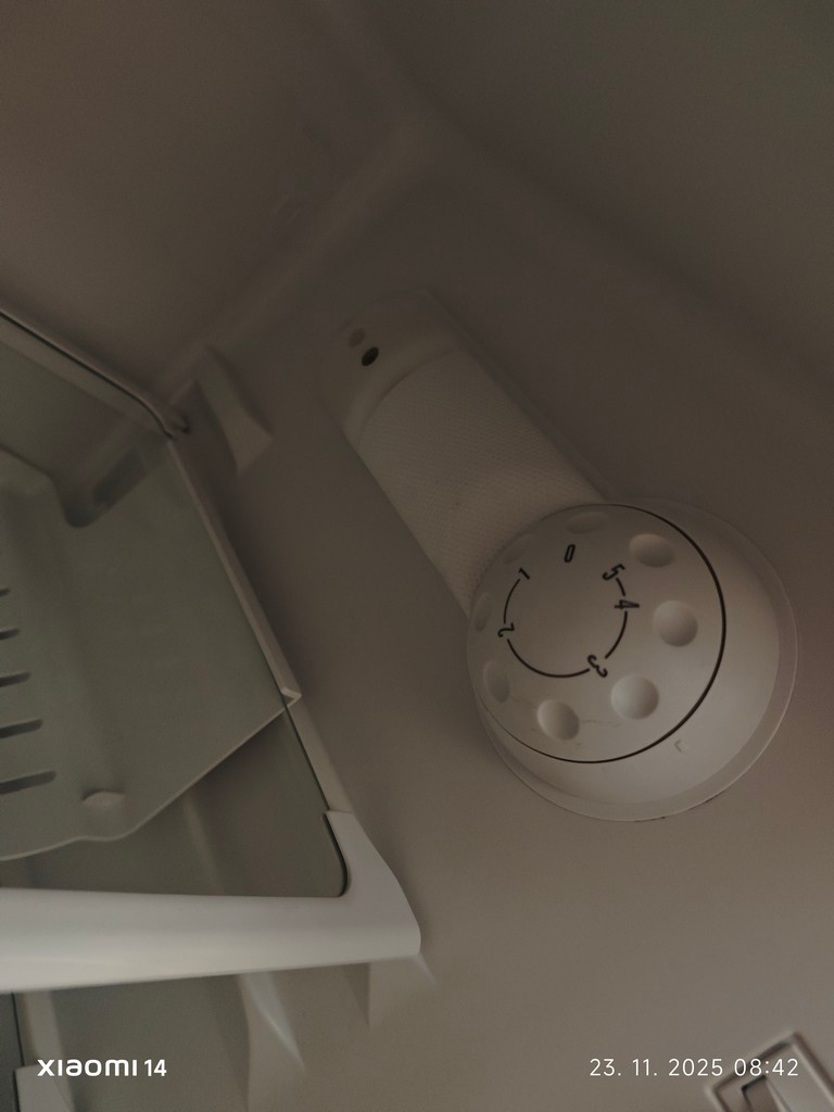 Beko chladnicka s mraznickou - 9