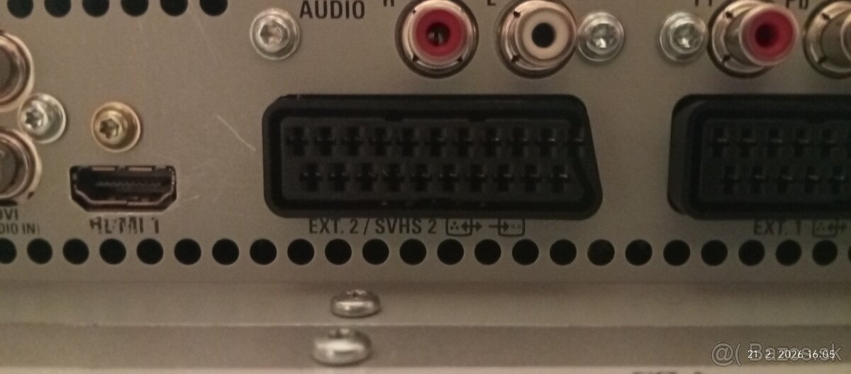 PS4 + TV Philips – komplet set na hranie - 9