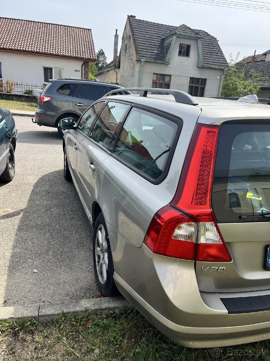 Predám Volvo V 70 D5 - 9