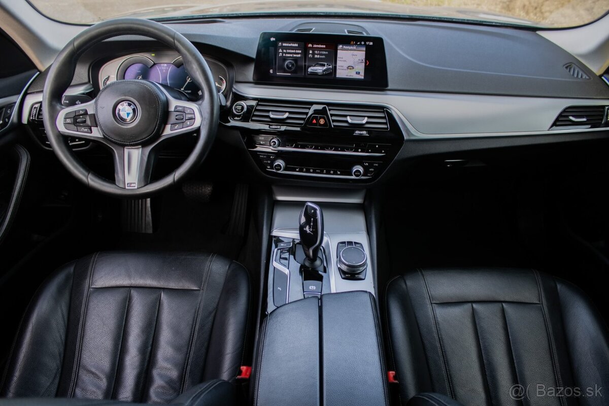 BMW Rad 5 Touring 530d xDrive A/T - 9
