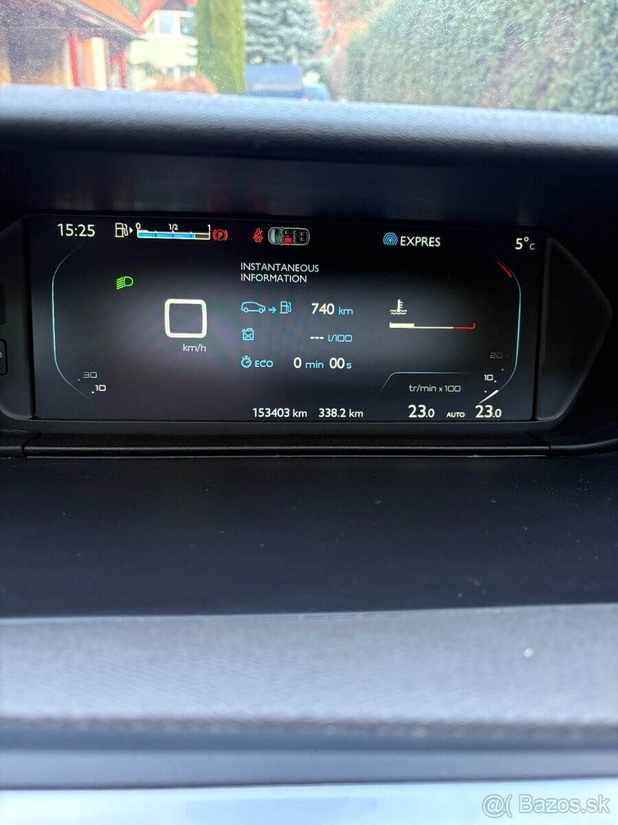 Citroën C4 Grand Picasso - 9