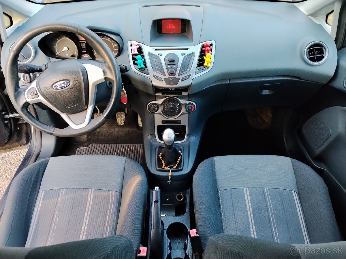 Ford Fiesta 1.4 TDCi - 9