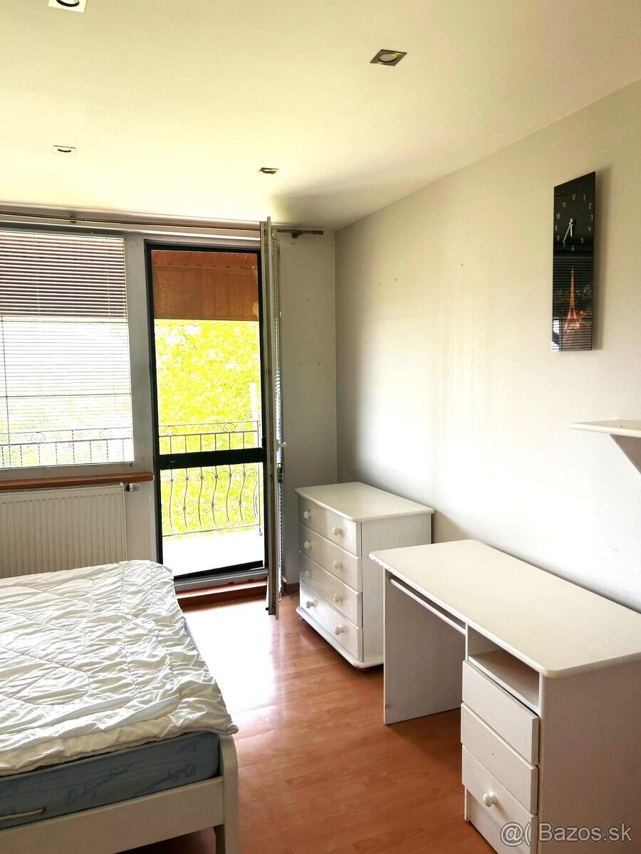 Kvalitný RD vyhľadávaná lokalita VT (vinice) - 9