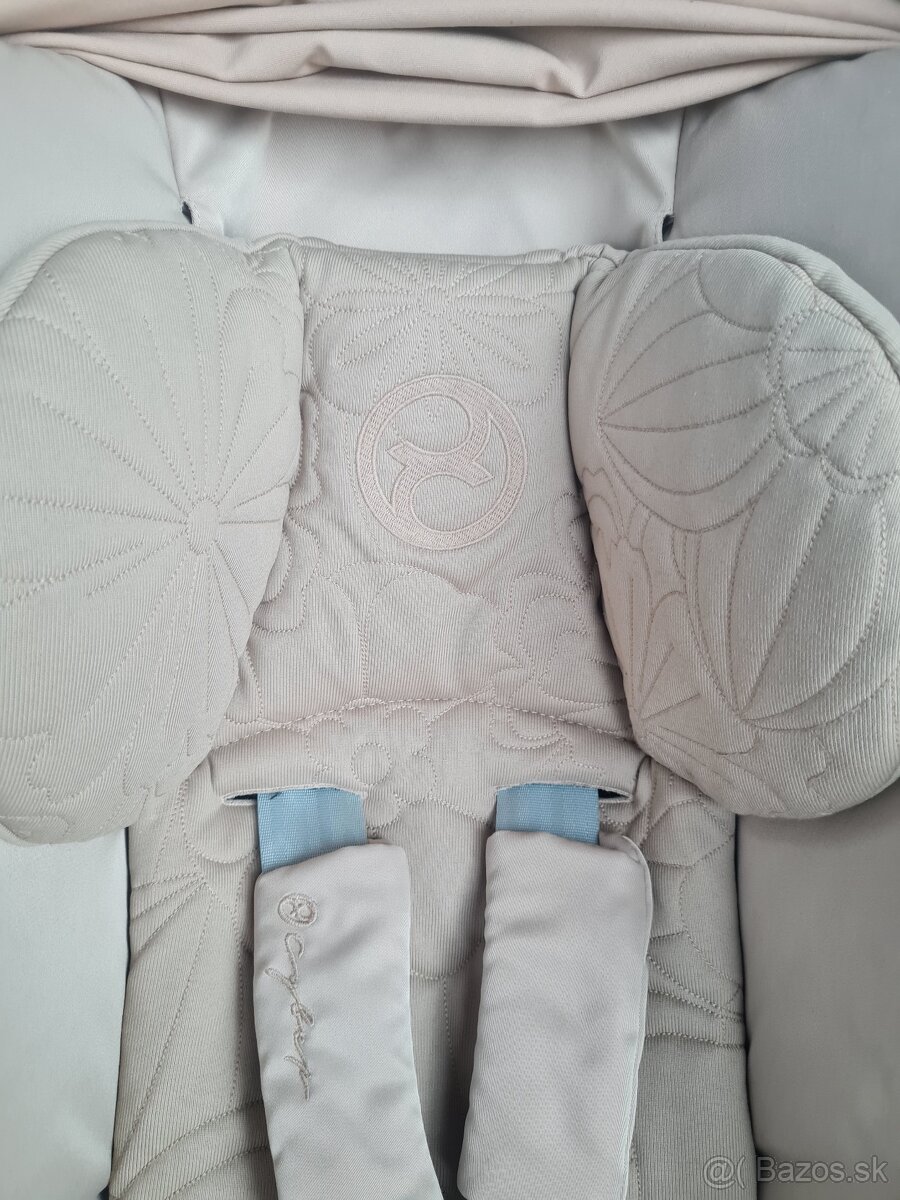 Cybex Flowers Cloude Z I size vajíčko - 9