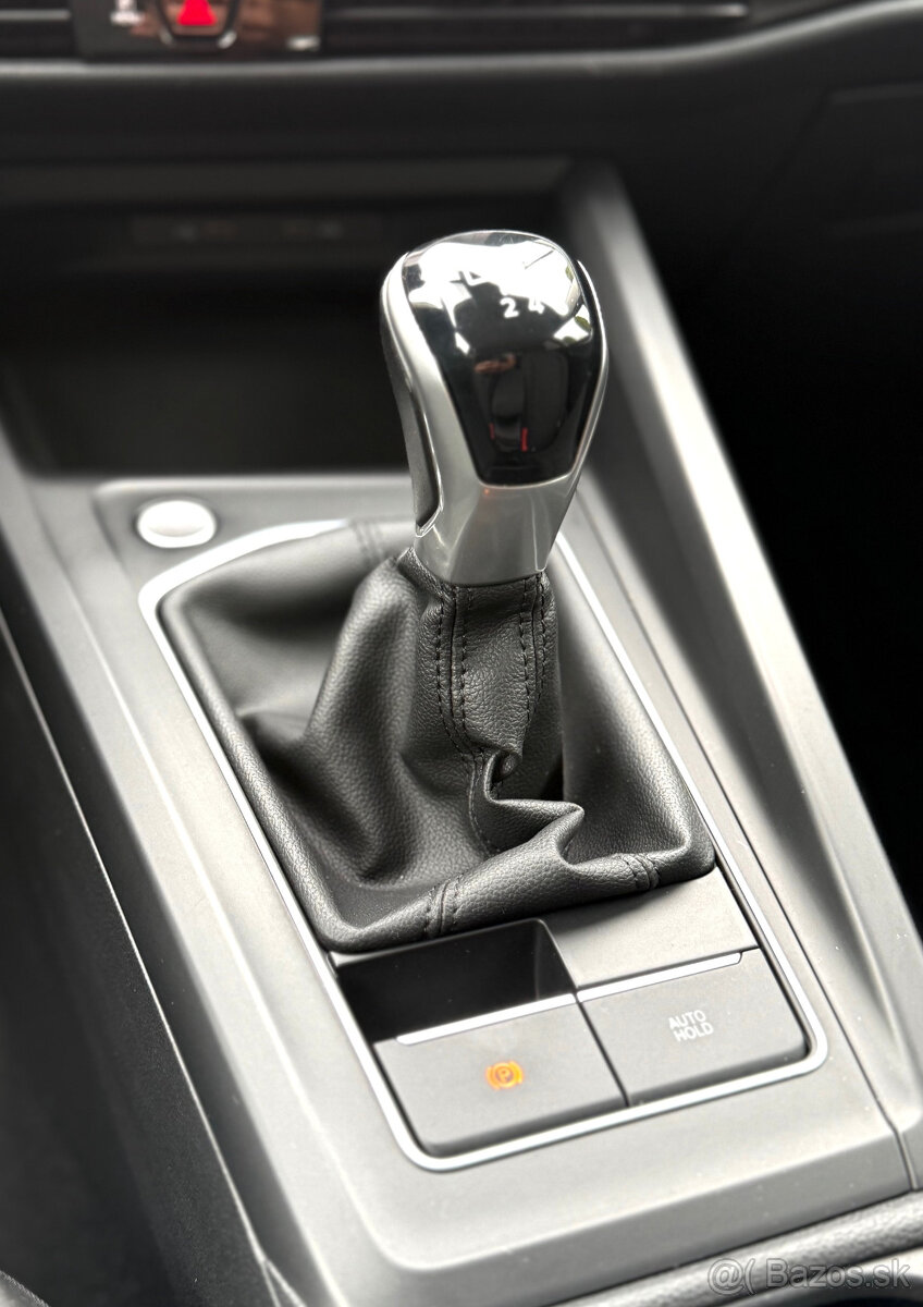 Volkswagen Golf VIII 2.0TDI,85kw,LIFE,2021 - 9