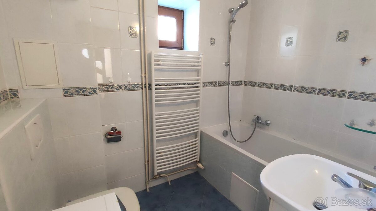 5-izbový dom za cenu bytu - 9