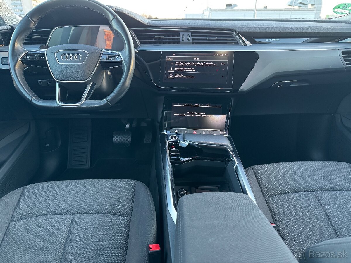 AUDI E-TRON 50 QUATTRO S-LINE SPORTBACK - 9
