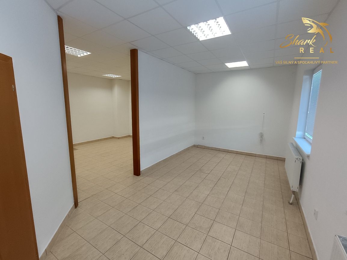 Administratívno apartmánový dom - 9