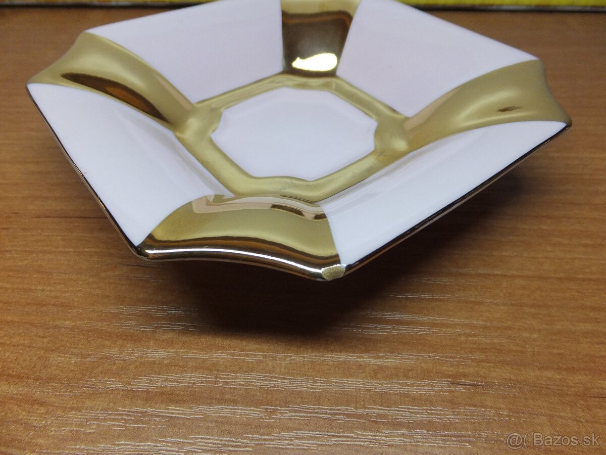 Šapo Empír, růžový porcelán Chodov, šálky s podšálky. - 9