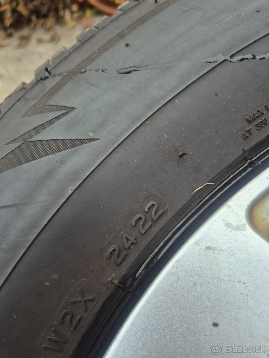 Predam 4ks elektrony s gumami - 9