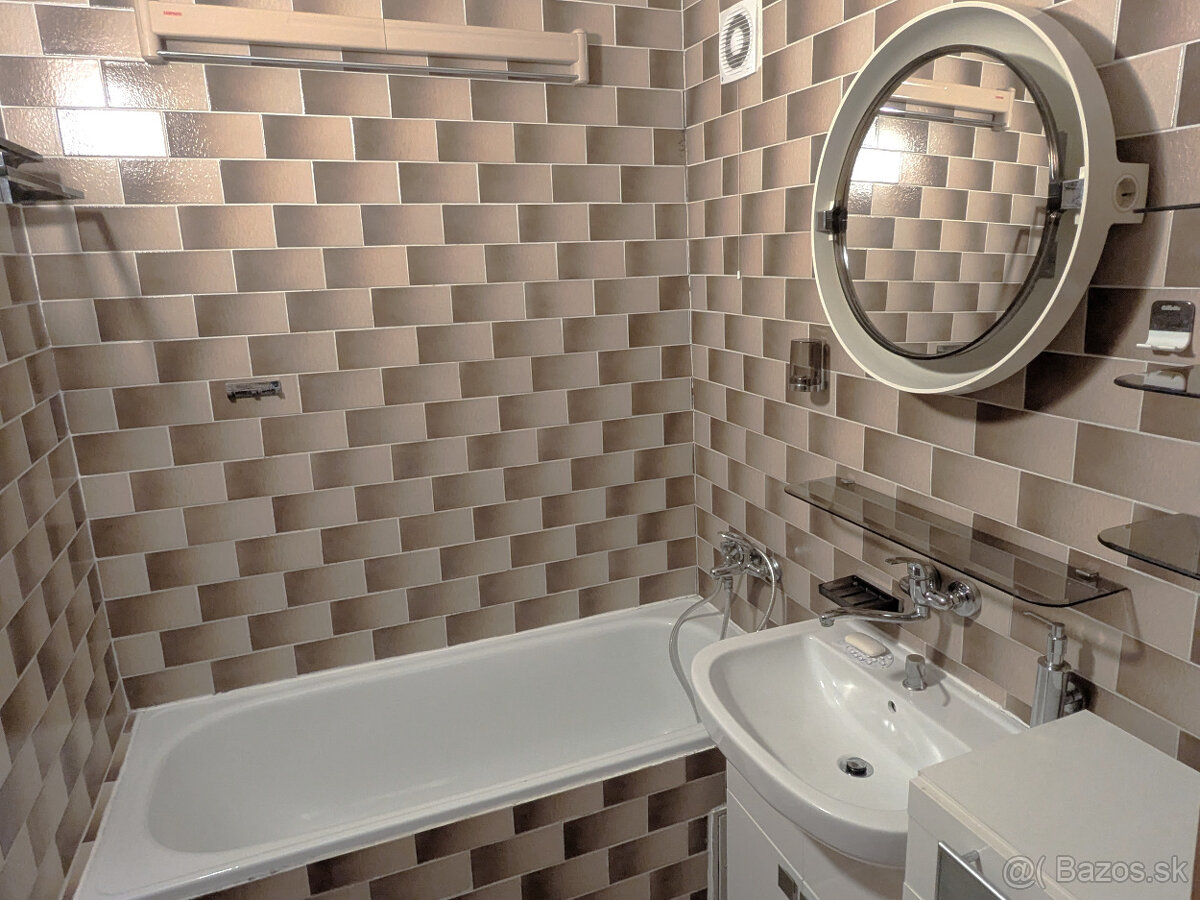 3 izbový Ľubovnianska, Petržalka, blízko Draždiaku, OV, 74m2 - 9