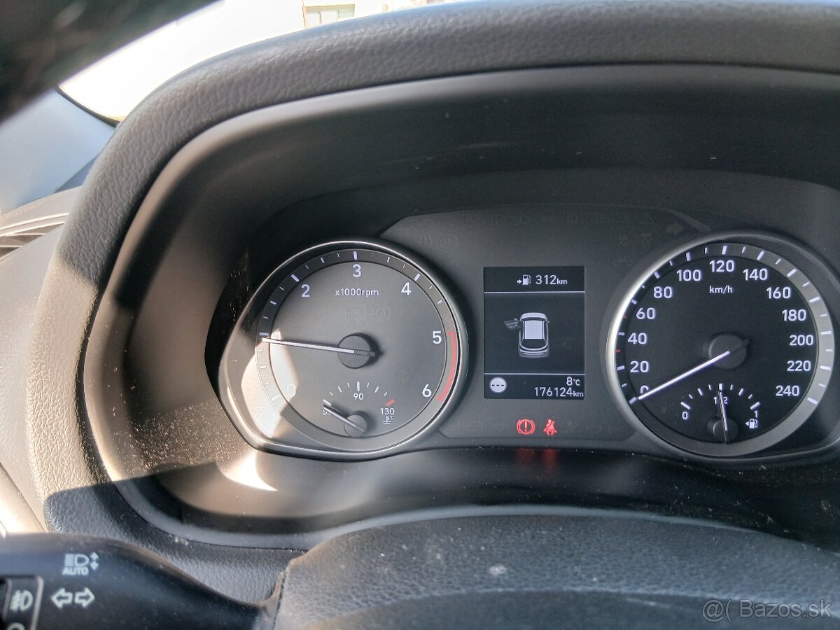 Hyundai i30 CW 1.6CRDI 81KW 2018 - 9