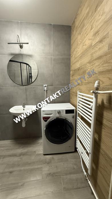 Rezervované 1,5 izb. byt, Južná trieda, Juh, 36m2 - 9