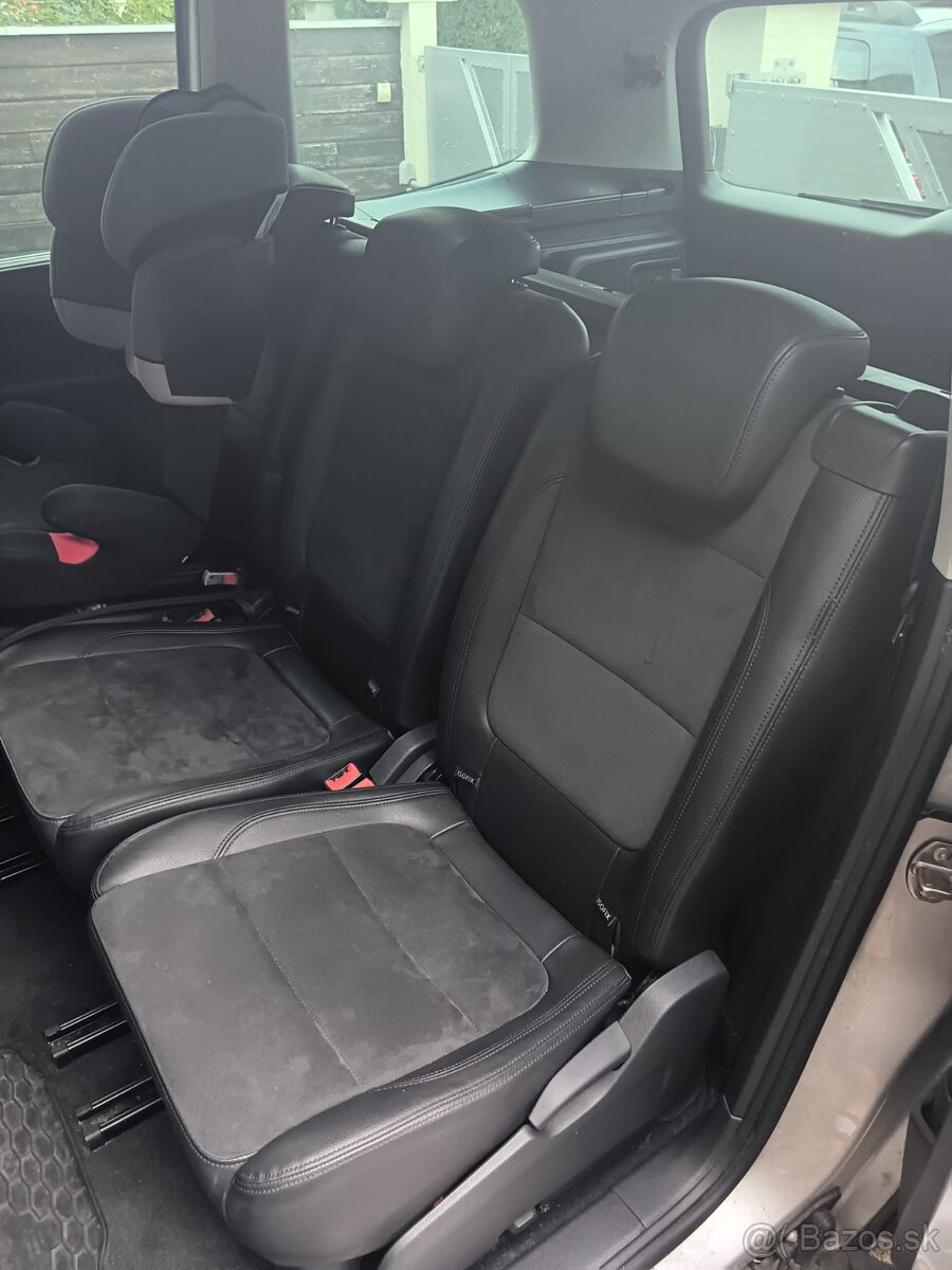 Volkswagen Sharan 2.0 TDI 4MOTION 7 miest - 9