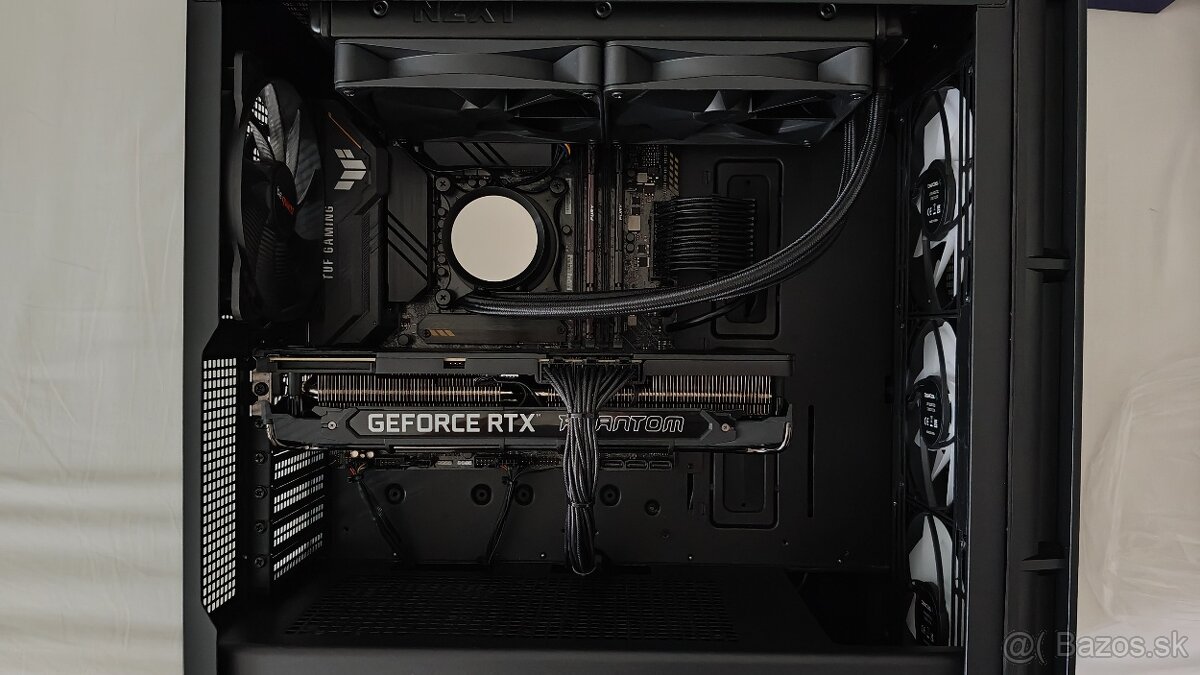 Herny PC s Intel i9 / RTX 3080 / 32 GB DDR4 / 2 TB SSD - 9