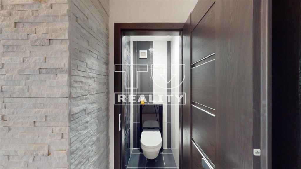 4-IZBOVÝ BYT,KOMPLETNÁ REKONŠTRUKCIA,RUŽINOV-NIVY,78m2 - 9