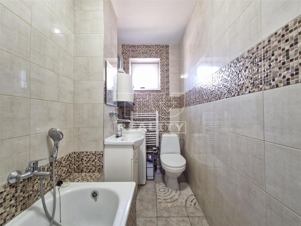 Na predaj príjemný 4 izbový rodinný dom na pozemku 995... - 9