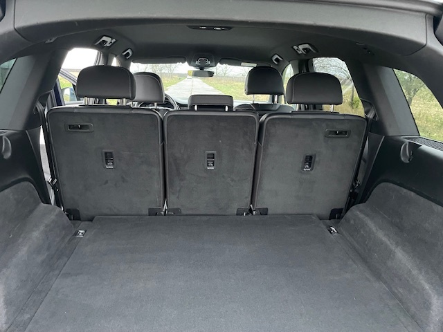 Audi Q7 S-line - 9