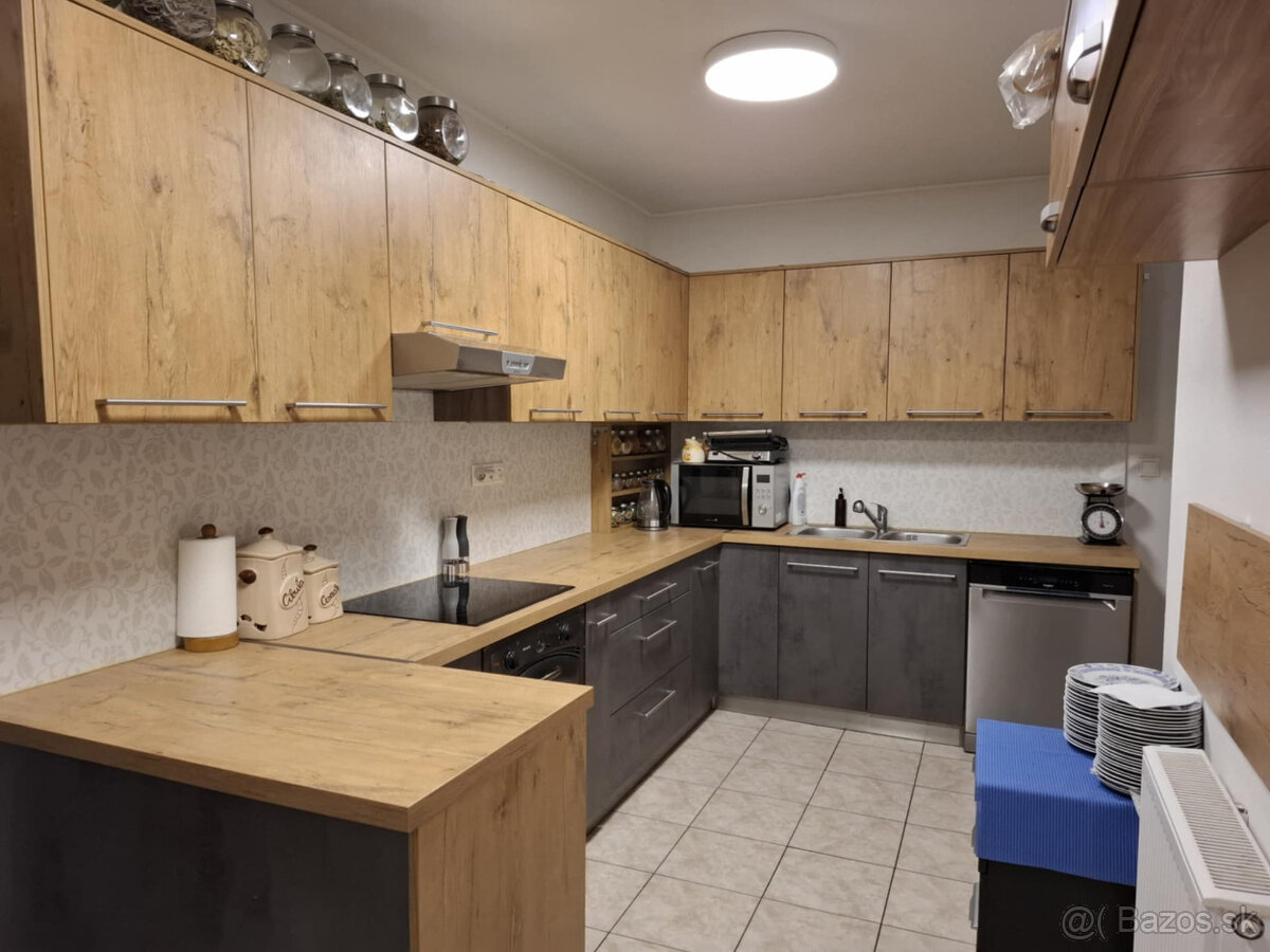 Predaj Kostolanská krčma Jedľové Kostoľany - 9