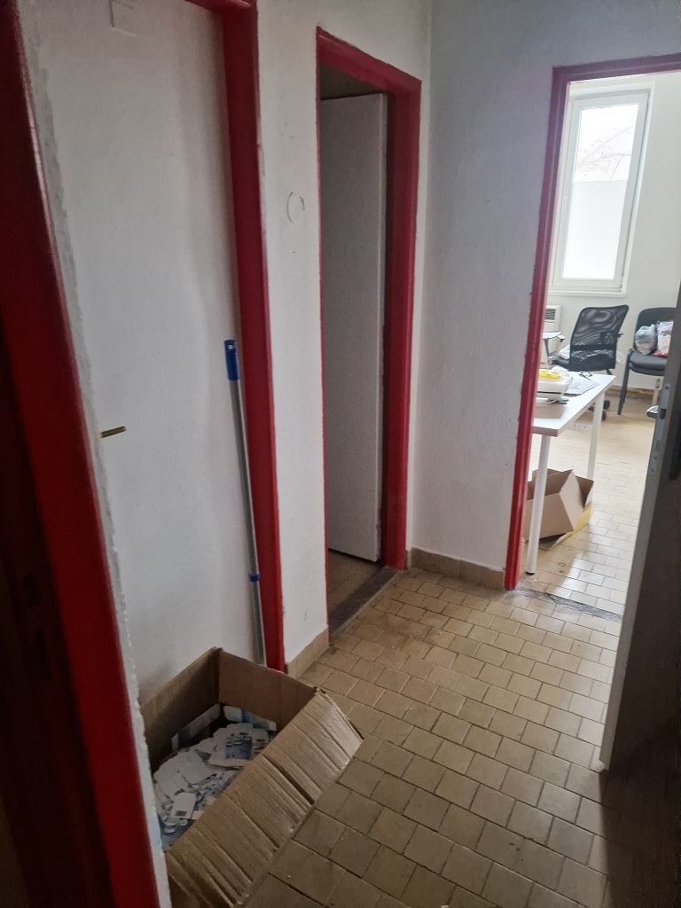 Prenájom - komerčné Priestory 200 m2 v Levoči. - 9