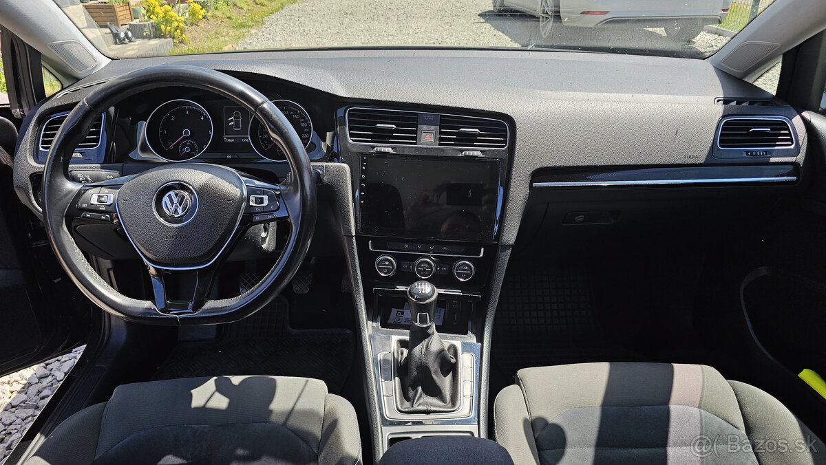 Predám Volkswagen Golf 7 - 9