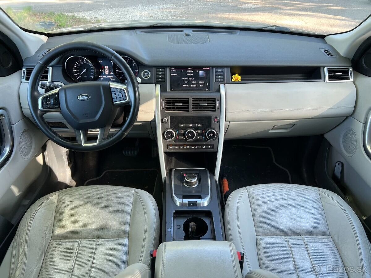 Land Rover Discovery Sport - 9