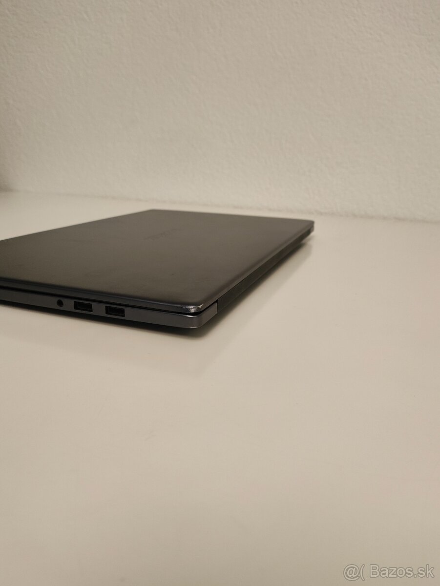 Huawei MateBook D15 – Ryzen 5 3500U, 8 GB RAM, 256 GB SSD - 9