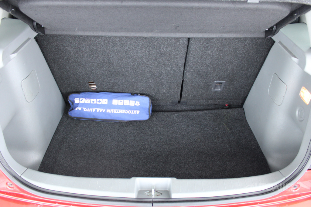 Suzuki SX4 1,6 i 79 kW 4x4 - 9