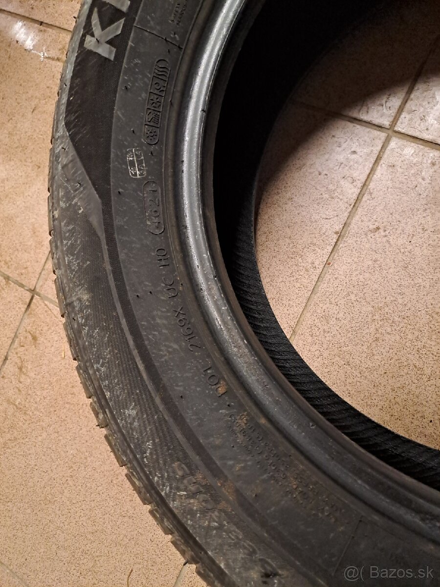 Celoročné Hankook Kinergy 4S 205/60/16 92H - 9