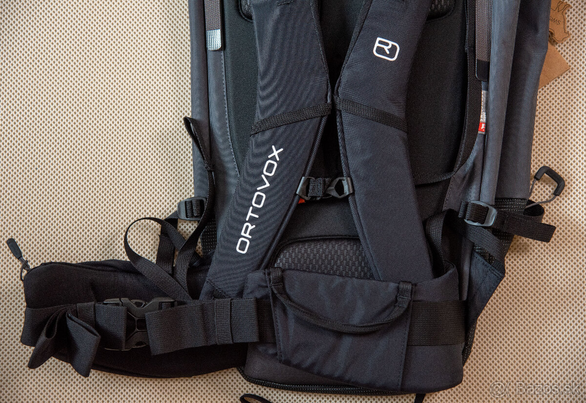 ORTOVOX Peak Light 32 - turistický / lezecký batoh - 9