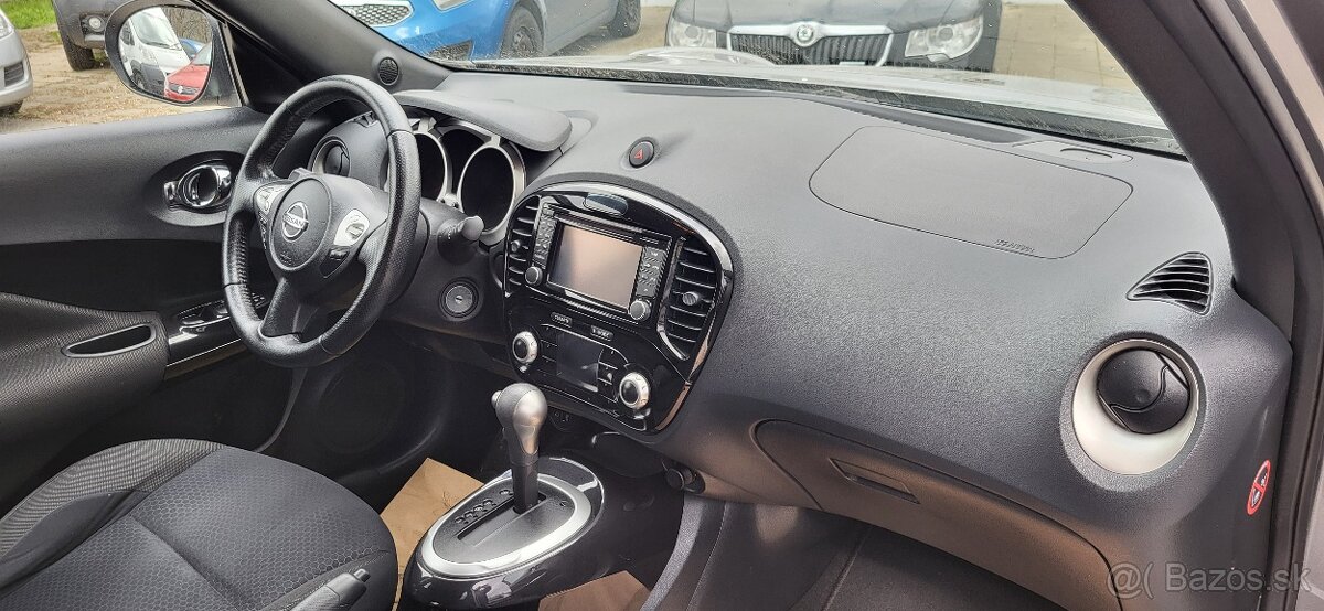 Nissan Juke 1.6i automat rok 2013 - 9