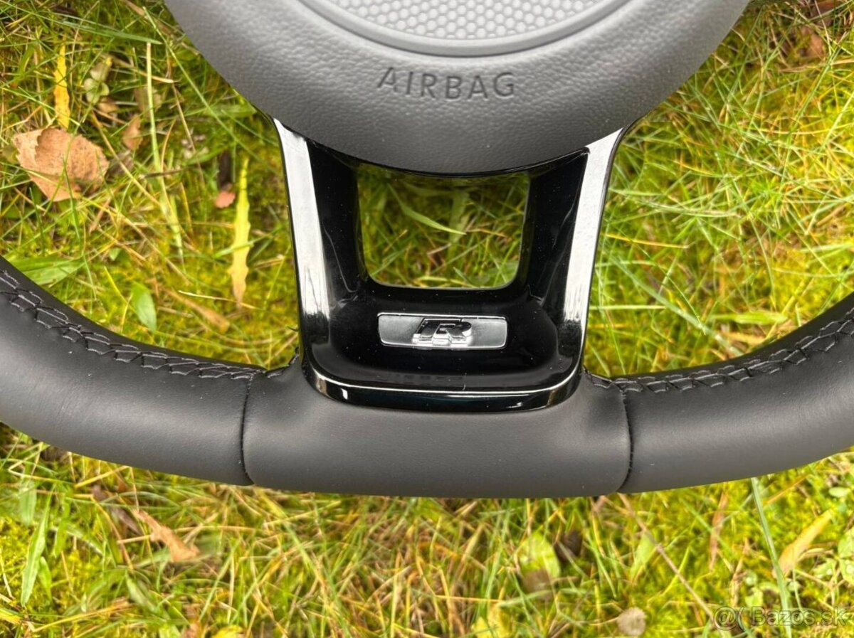 R-line VW VOLANT KOZENY MULTIFUNKCNY - 9