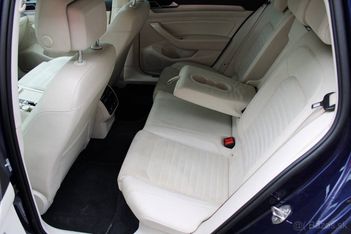 Passat VARIANT 2.0 TDI 140kW DSG Highline, Virtual - 9