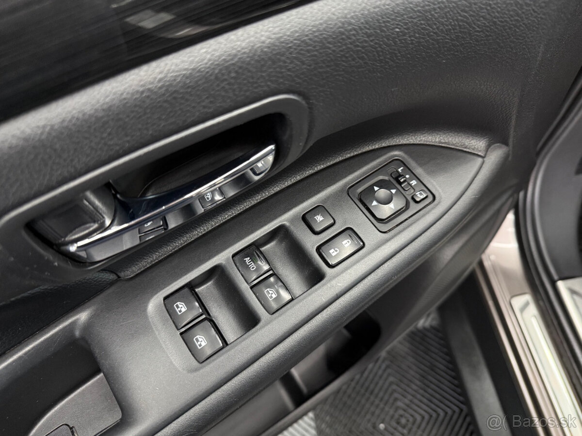 Mitsubishi Outlander 2.2 DI-D Intense A/T - 9