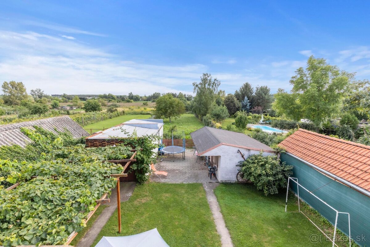 Ponúkame na predaj veľmi príjemný rodinný dom v Jakubove - 9