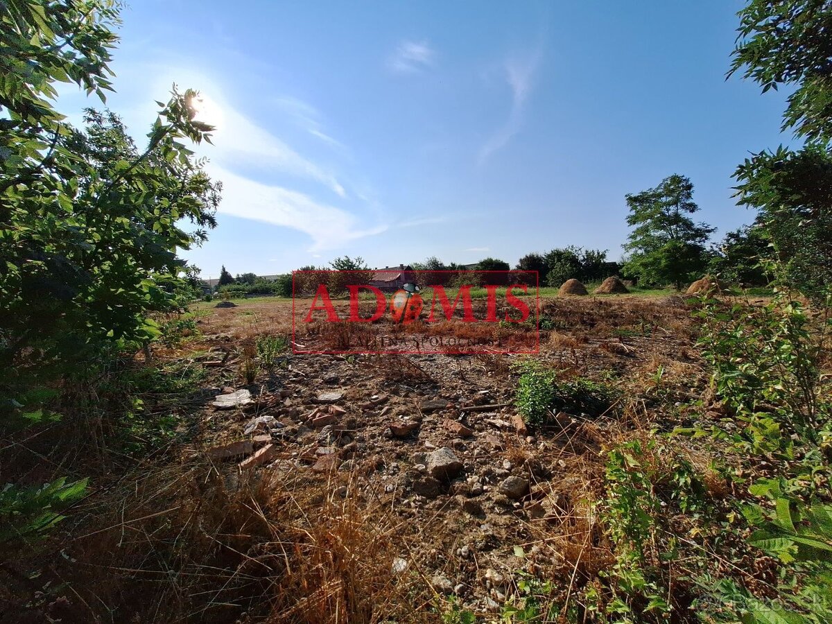ADOMIS - Predáme stavebný pozemok 662m2 Milhosť, všetky siet - 9