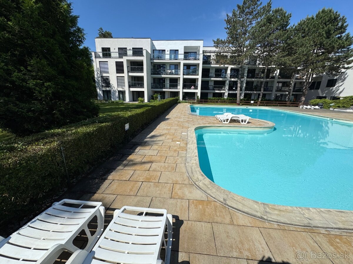 Luxusná novostavba s wifi aj parkingom pre pracujúceho - 9