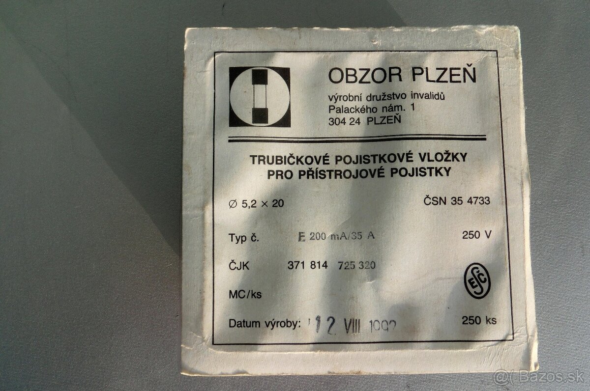 Elektro súčiastky . - 9