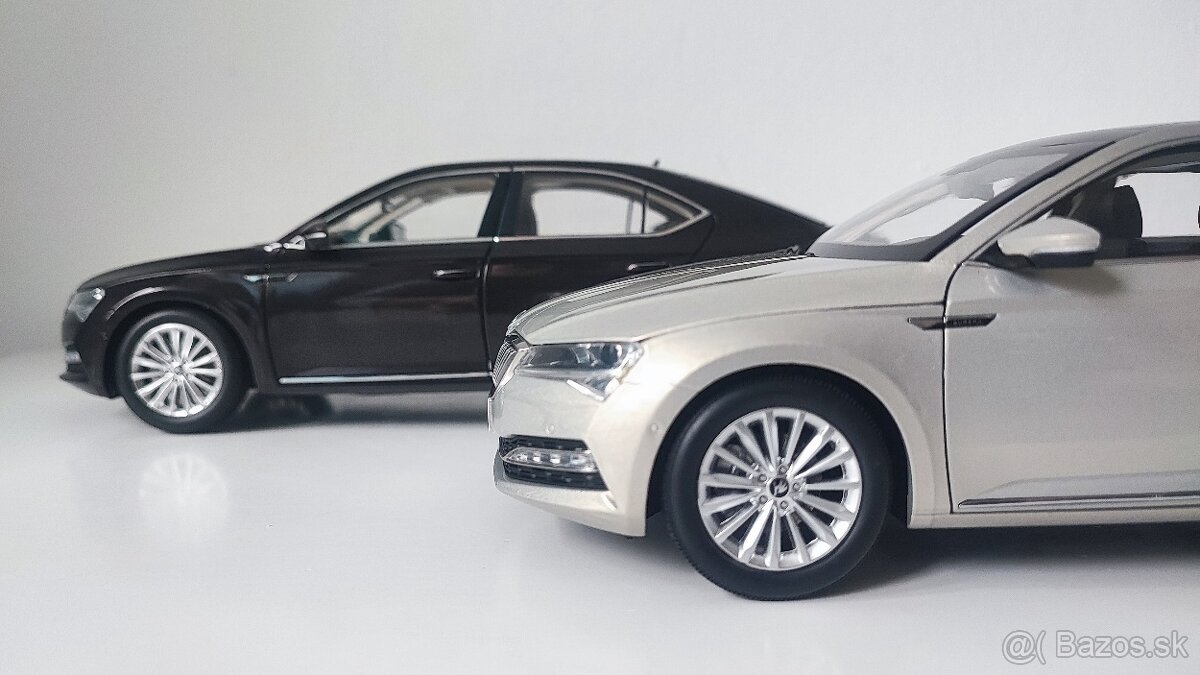 Škoda Superb 1:18 - 9