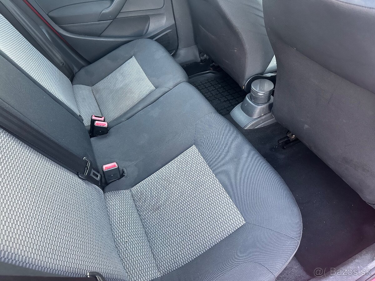 Volkswagen Polo 1.2 - Benzín 51kW. - 9