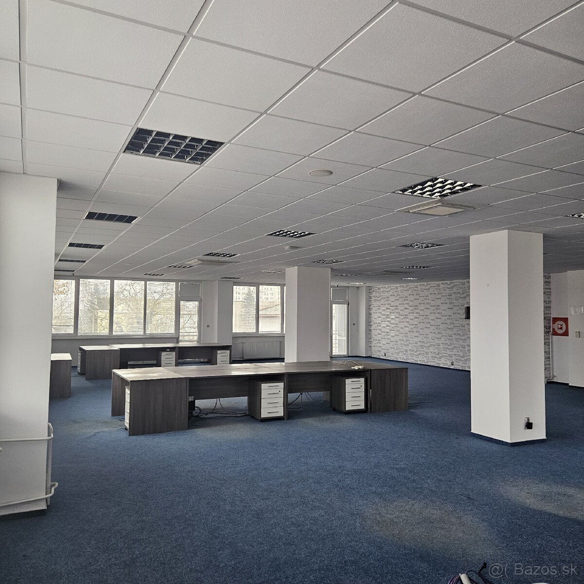 Kancelárske priestory 220m2 bývala Špedična firma - 9