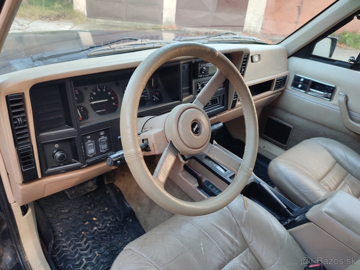 JEEP CHEROKEE XJ 4.0 - 9