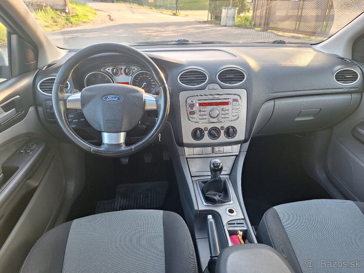 Ford Focus Kombi 1.6 TDCi - 9