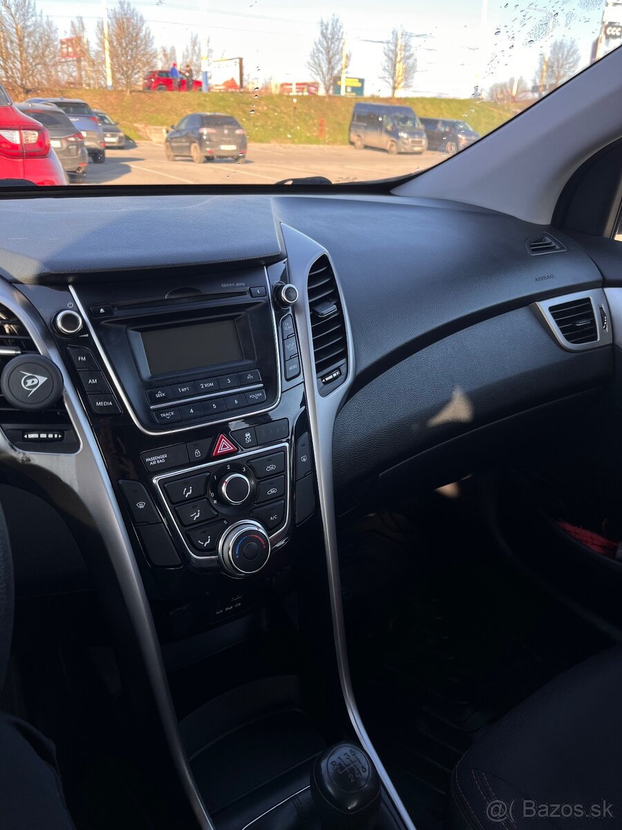 Hyundai i30 r. 2014 - 9