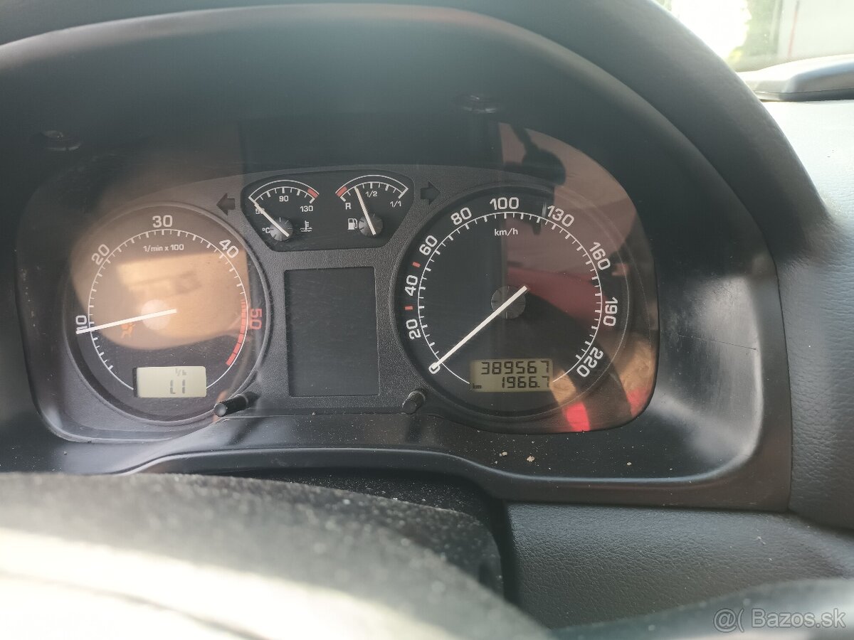 predam skoda octavia 1,9 tdi - 9