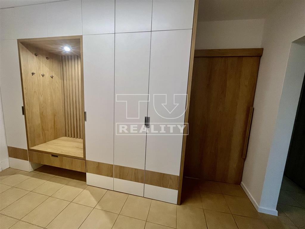 Kompletne zrekonštruovaný 3-izbový byt s balkónom s... - 9