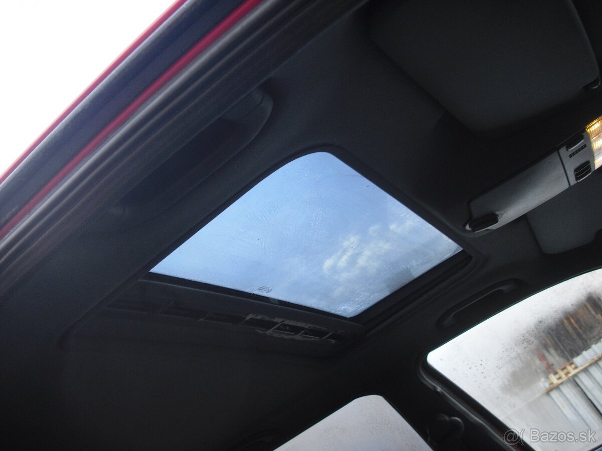 Skoda Octavia RS1 Kombi - 9